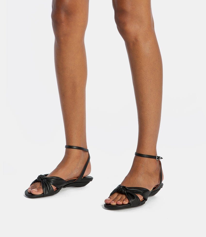 Everyday Sandals in Black Leather